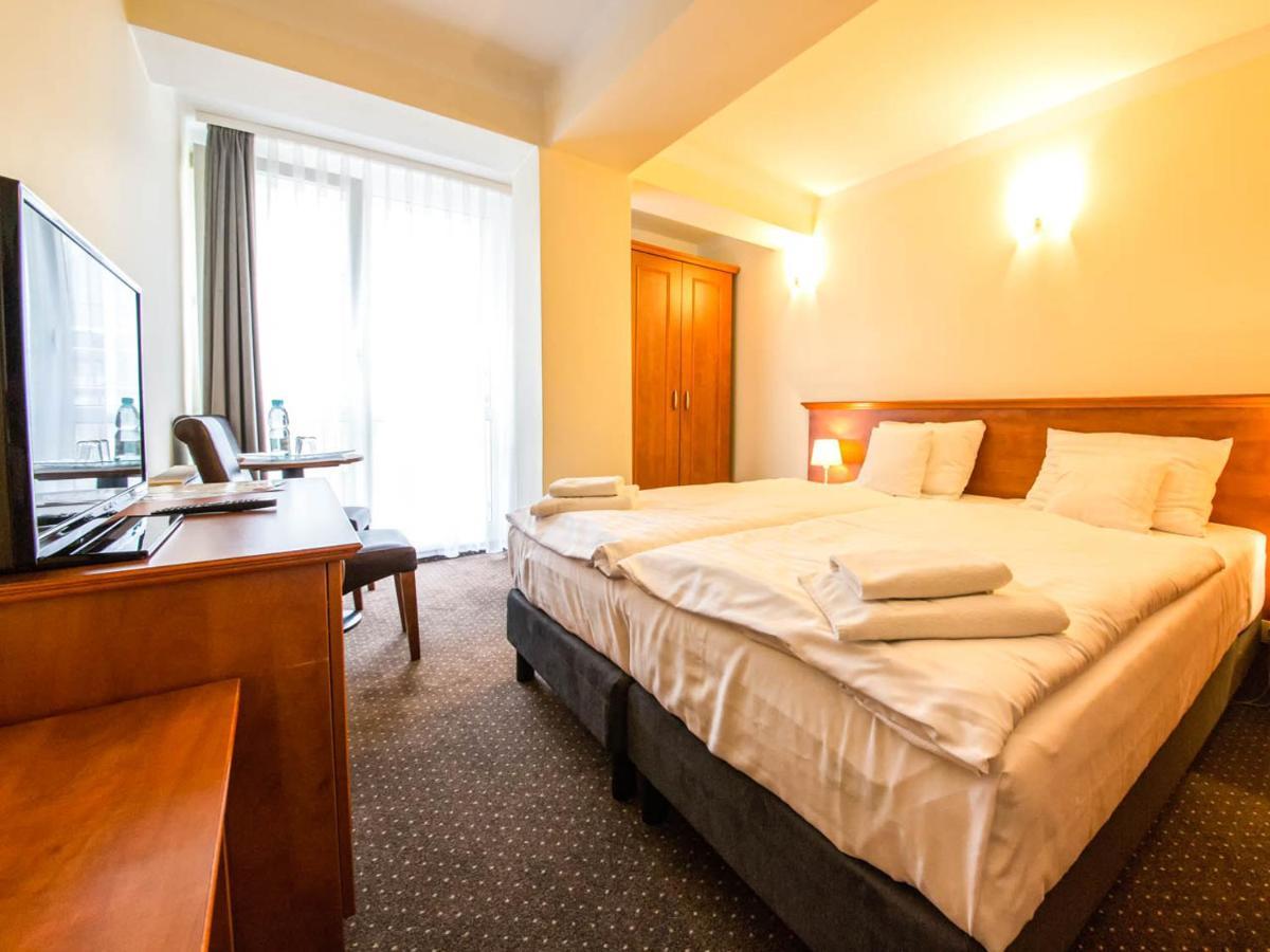 Small Double Room,1148518762:JPEG
